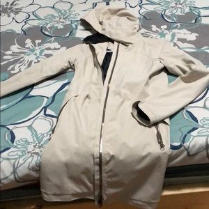 Lulu rain jacket